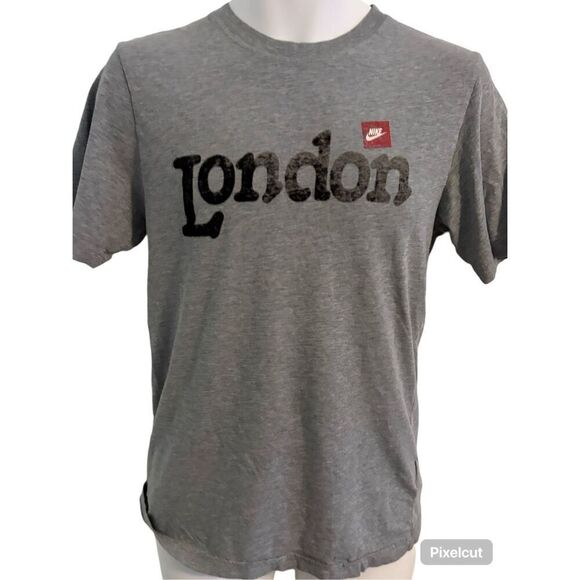 Nike London Gray Cotton Short Sleeve T-Shirt. Size Small - Picture 1 of 9